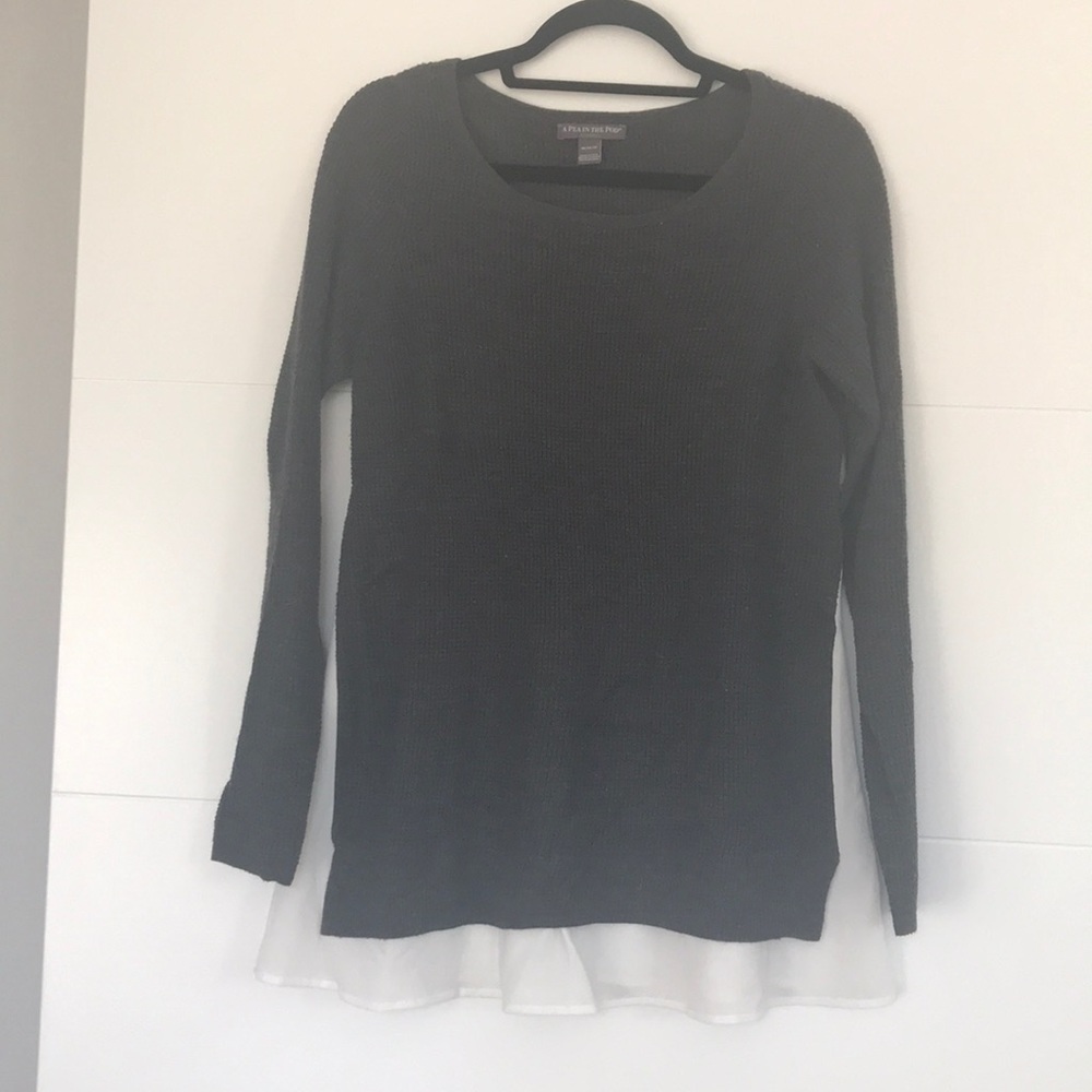 A Pea in the Pod Maternity sweater